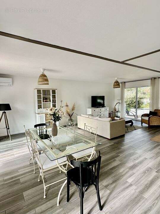 Maison 90 m² à Soulac-Sur-Mer  - photo 5