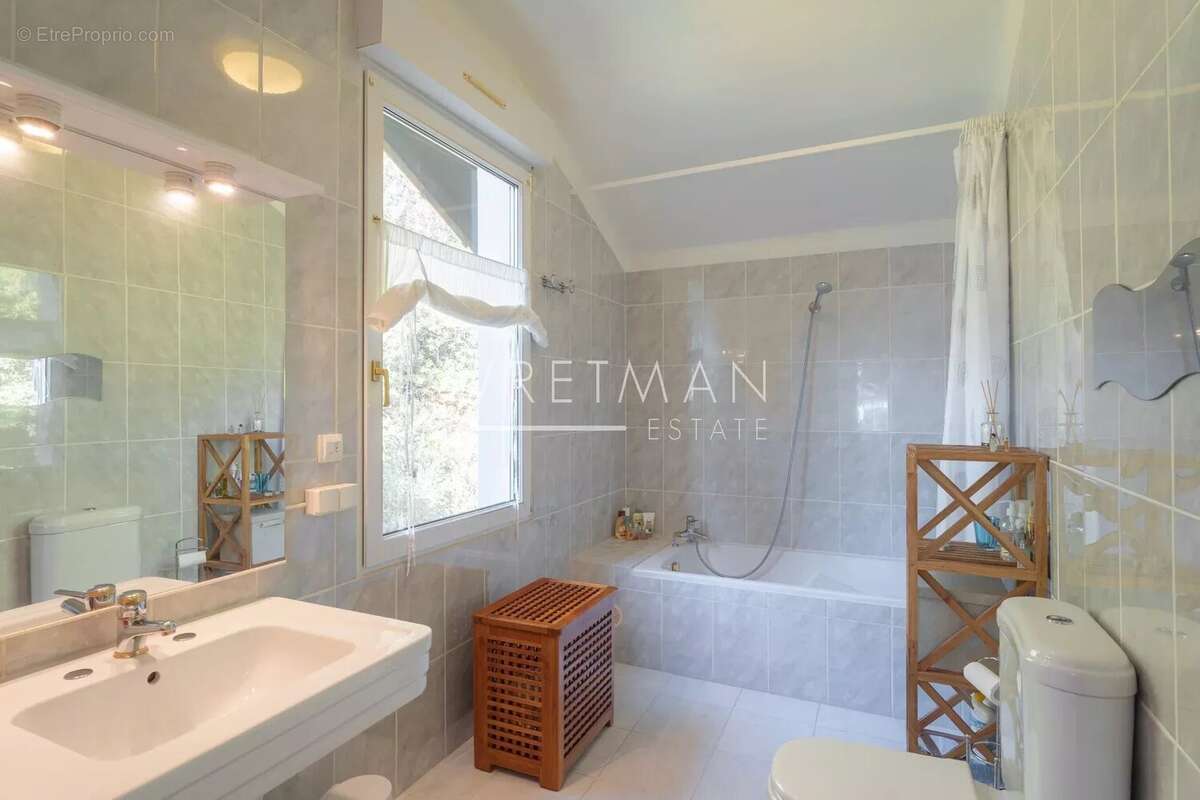Beau mas d'époque - Grasse - photo 18