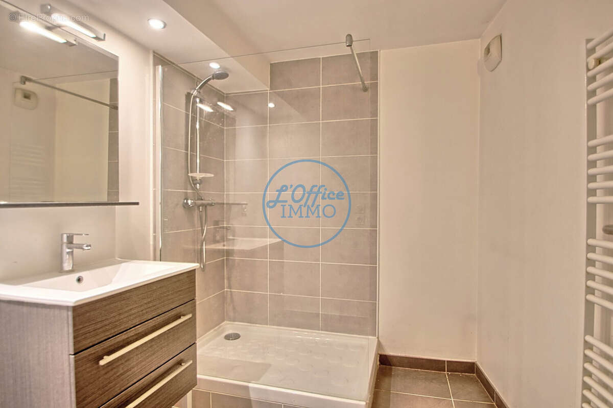 Appartement 49 m² à Toulon  - photo 6