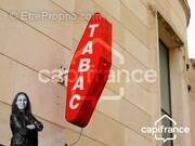 Commerce à MEXIMIEUX