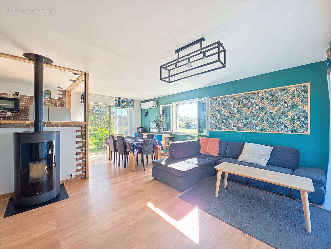 Maison à MONTDRAGON