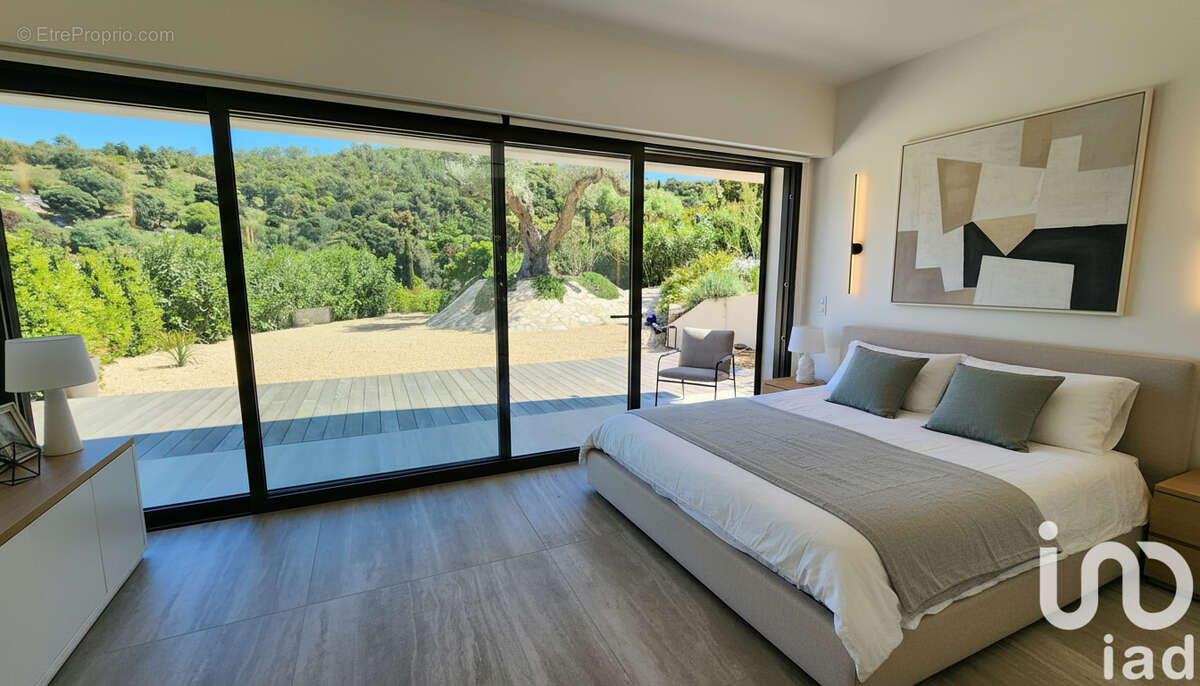 Photo 9 - Maison à LES ISSAMBRES