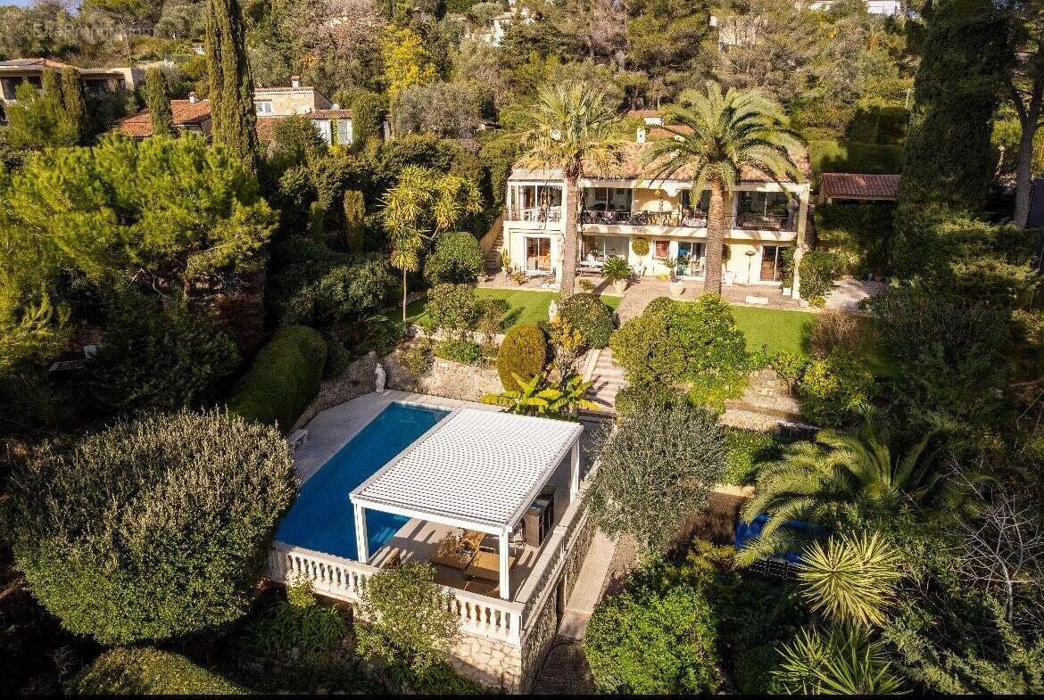 Maison à MOUGINS