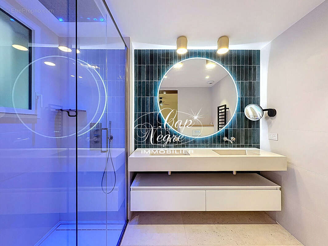 Appartement Rayol Canadel Sur Mer 4 pièce(s) 94.63m² - photo 15