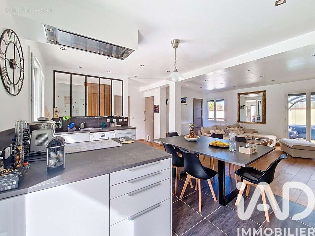 Photo 7 - Maison à SAINT-FARGEAU-PONTHIERRY