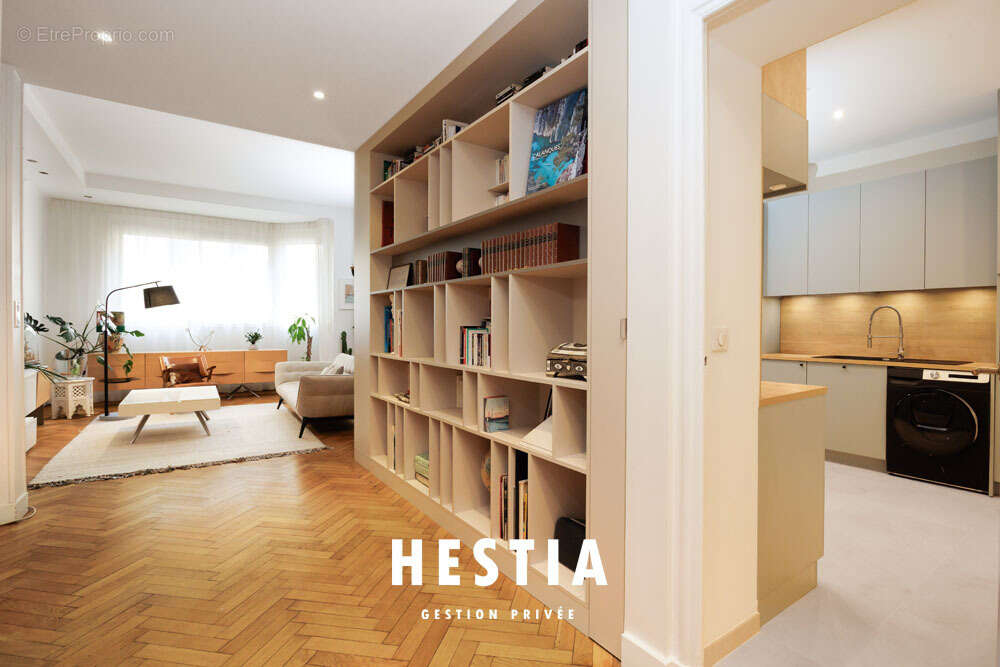 Appartement à MARSEILLE-6E