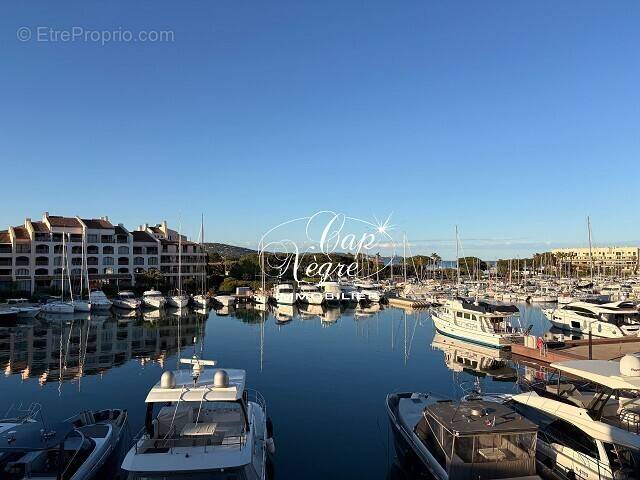 Appartement à COGOLIN