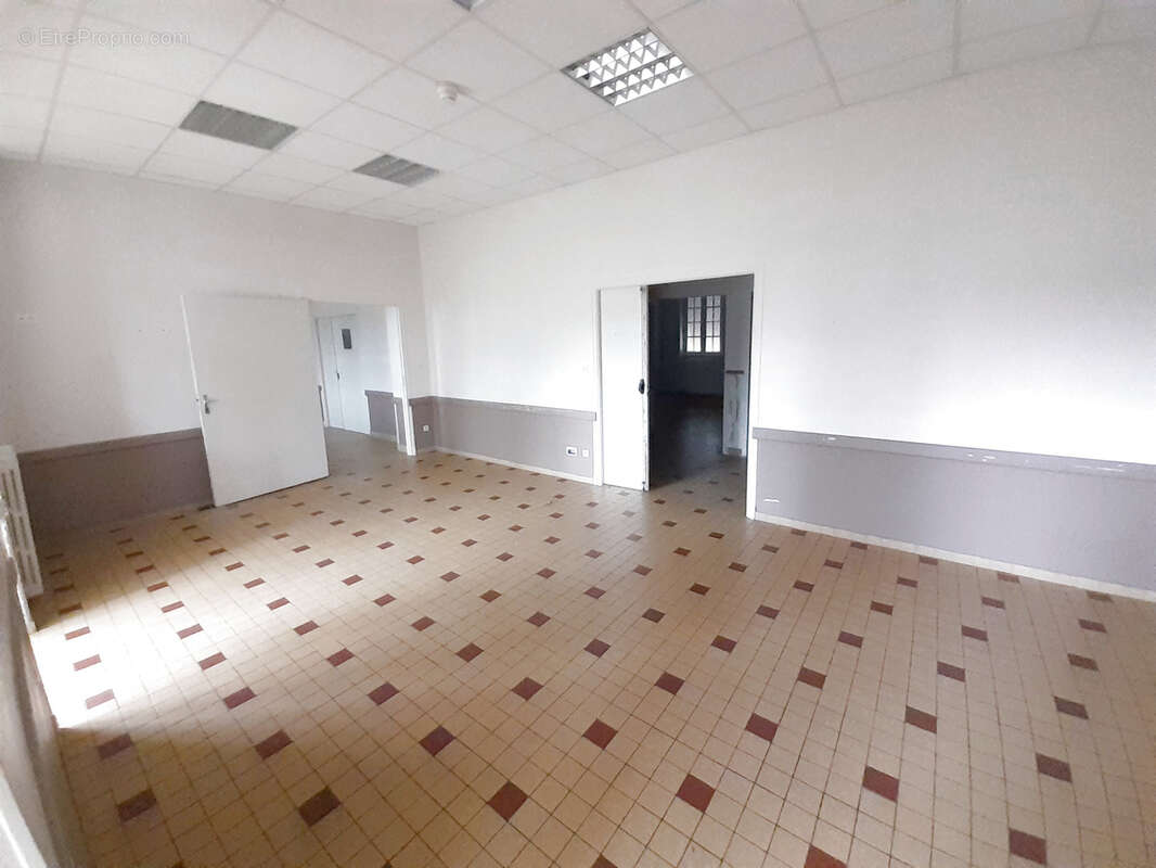 Appartement à YZEURE