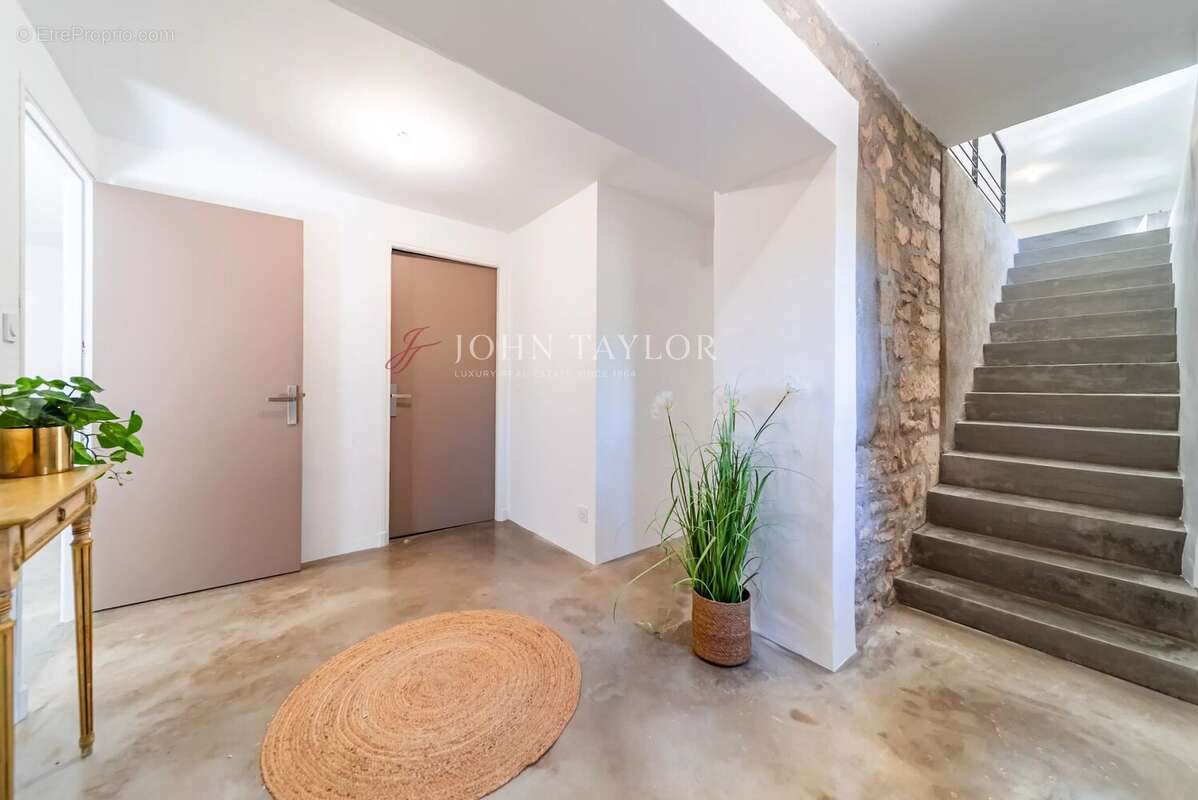Maison à BONNIEUX