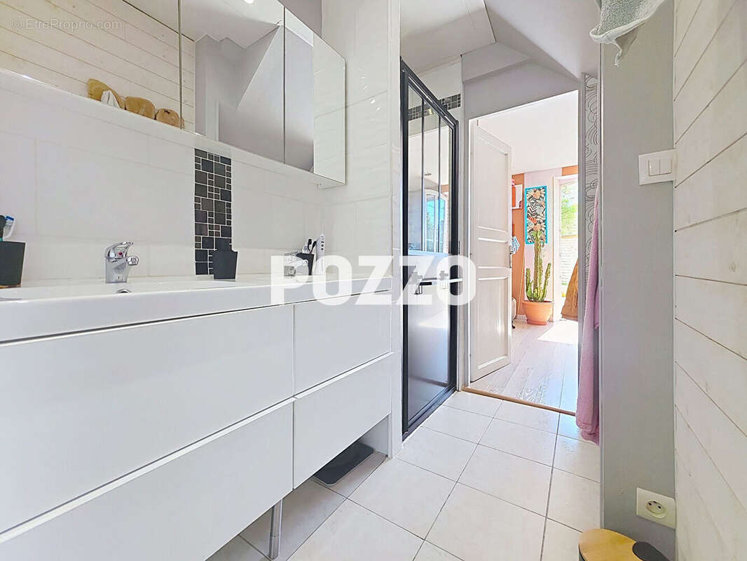 Maison à QUETTREVILLE-SUR-SIENNE