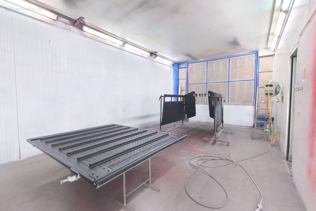 Commerce à MALEVILLE