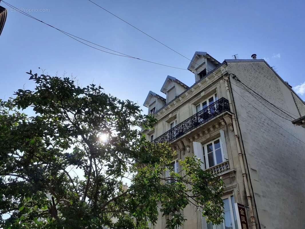 Appartement à HOUILLES