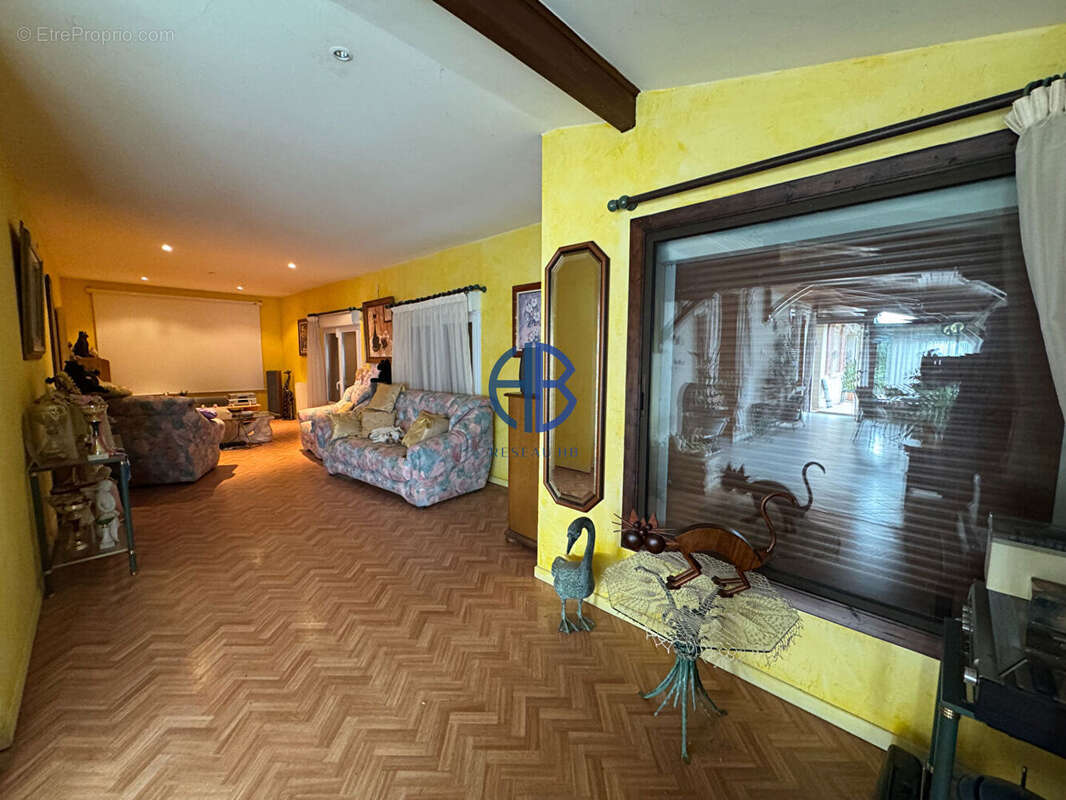 Maison à CHATEAU-GAILLARD