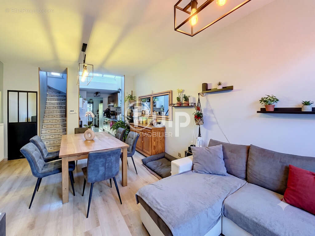 Maison de ville 115 m2,  4 chambres avec beau jardin - photo 3