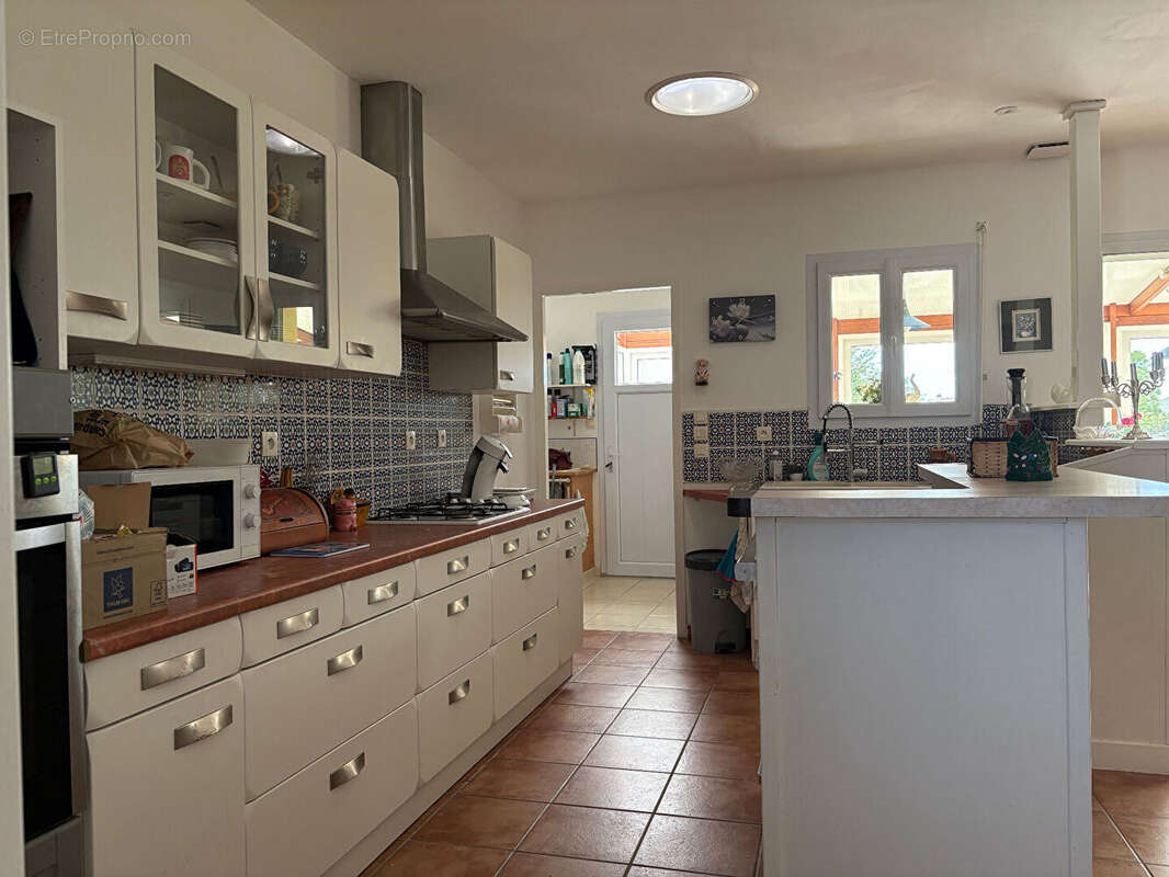 Maison à SURGERES