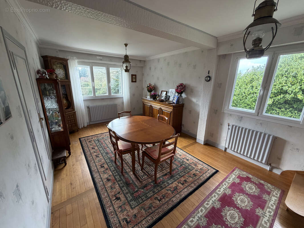Maison à PLOUIGNEAU