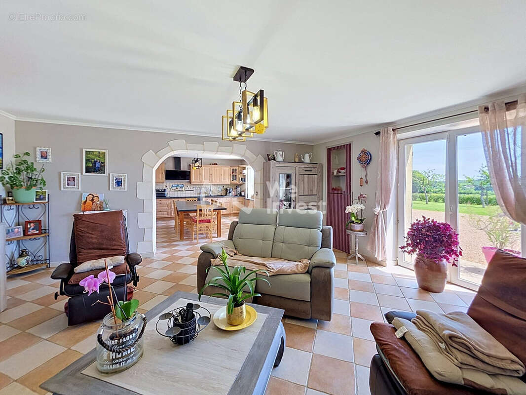 Maison à PRUILLE-L'EGUILLE