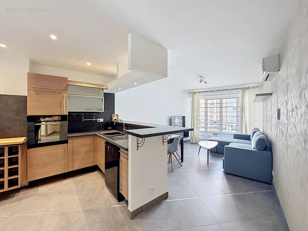 Appartement à CAGNES-SUR-MER