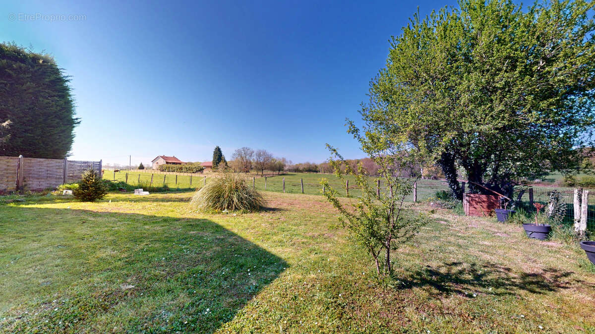 Maison à PONTAILLER-SUR-SAONE