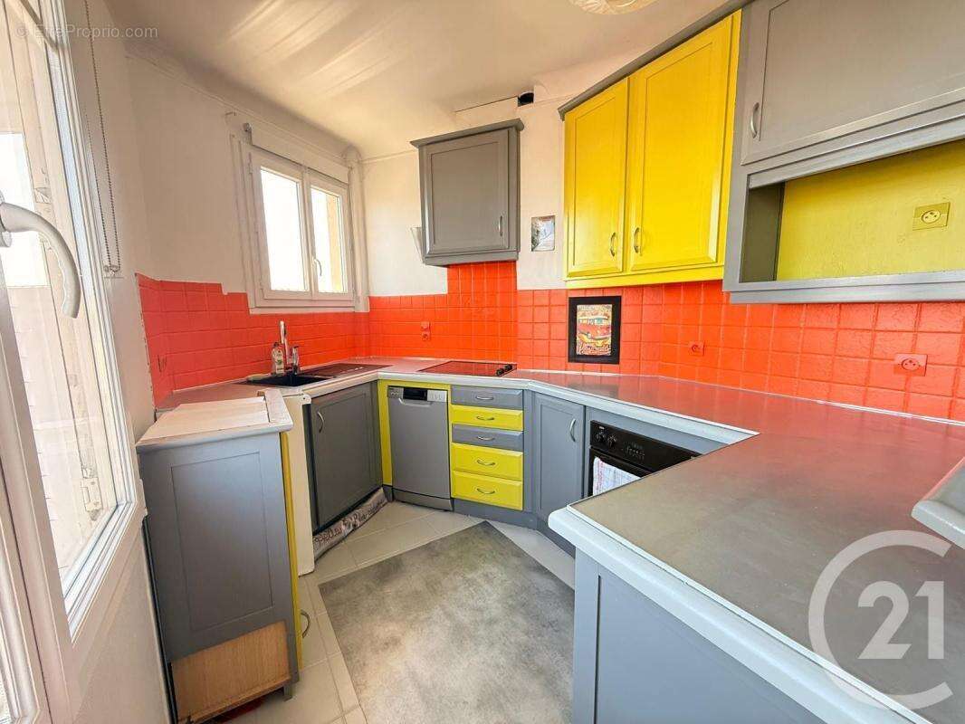 Appartement à FONTENAY-SOUS-BOIS