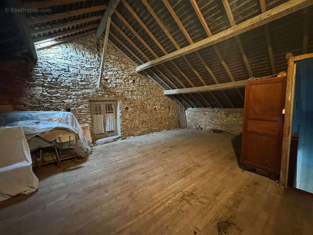HAUTE VIENNE - Maison de hameau située à 10 mins de la ville de Bessines sur Gartempe - photo 11