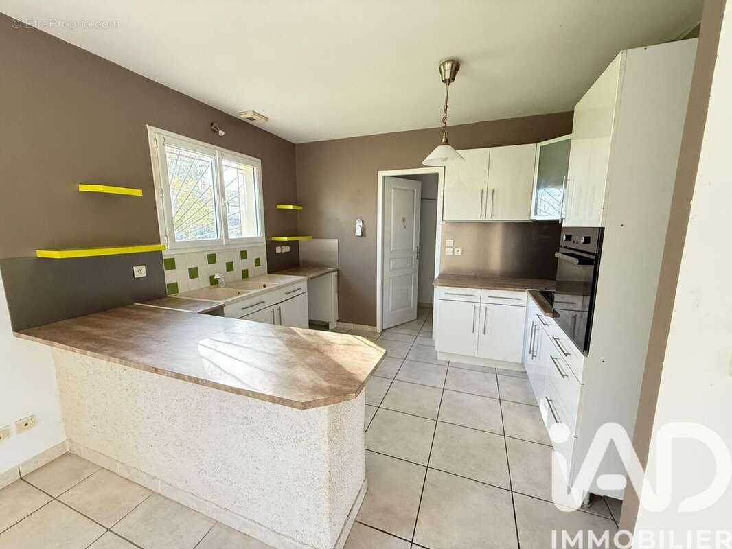 Photo 4 - Maison à MONTAZEAU