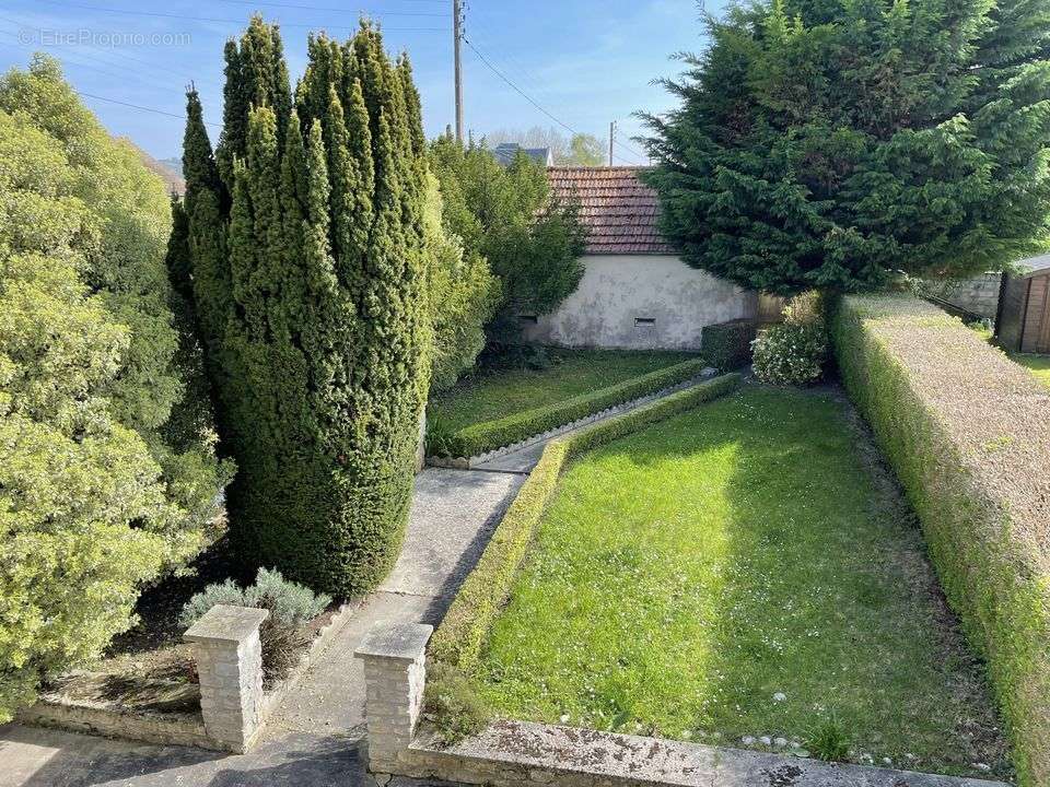 Maison à PORT-EN-BESSIN-HUPPAIN