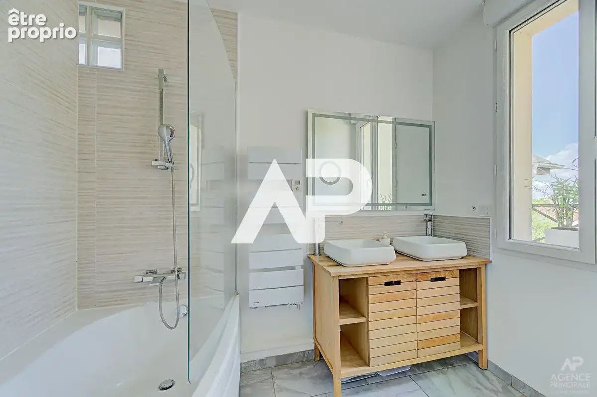 Maison Rueil Malmaison 5 pièce(s) 126 m2 - photo 10