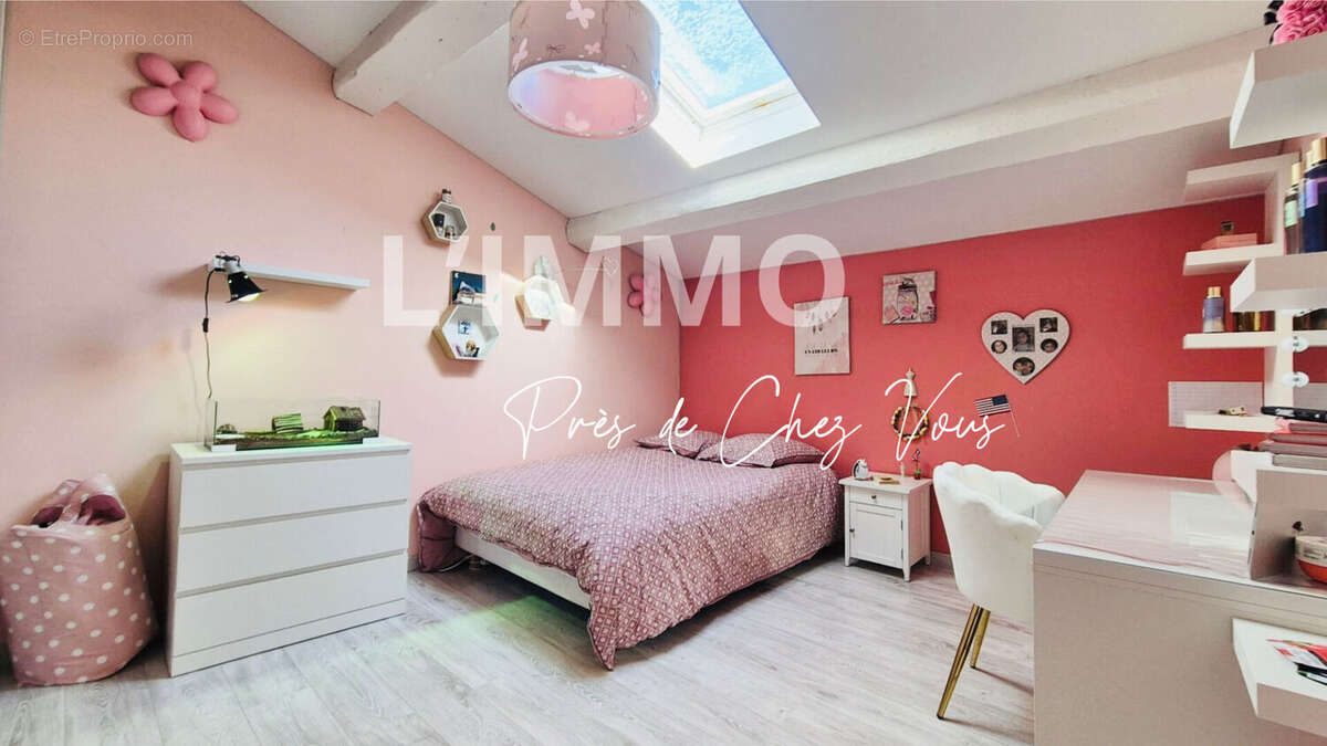 Maison à SAINT-ZACHARIE