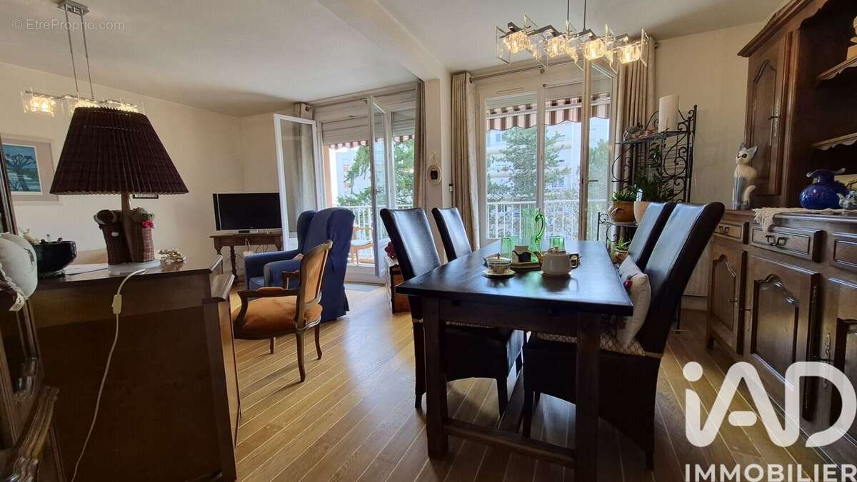 Photo 9 - Appartement à VILLEURBANNE
