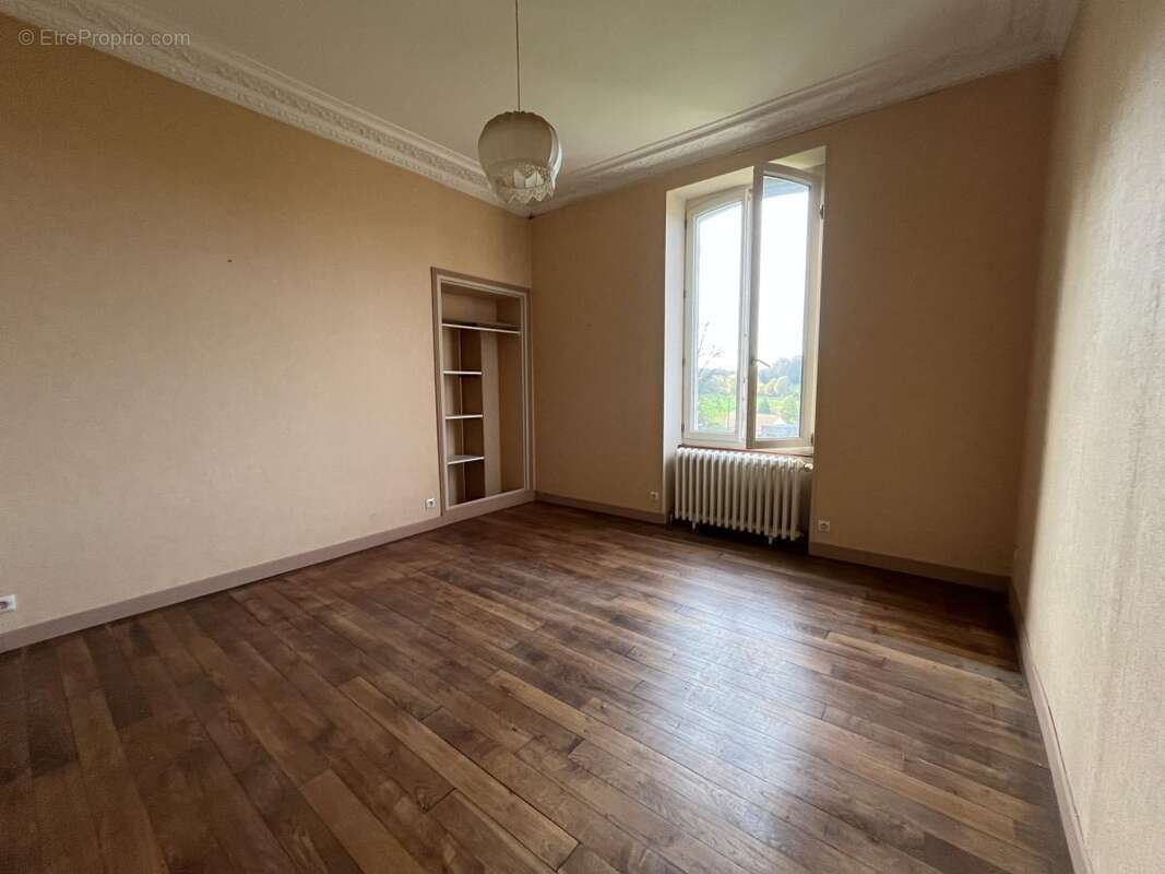 Maison 98 m² à Thorigne-Sur-Due  - photo 7
