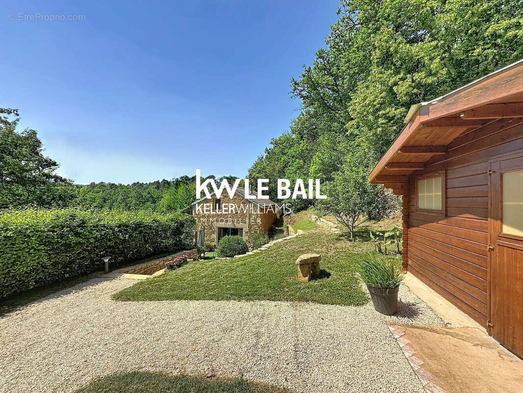 Maison 160 m² à Prayssac  - photo 7