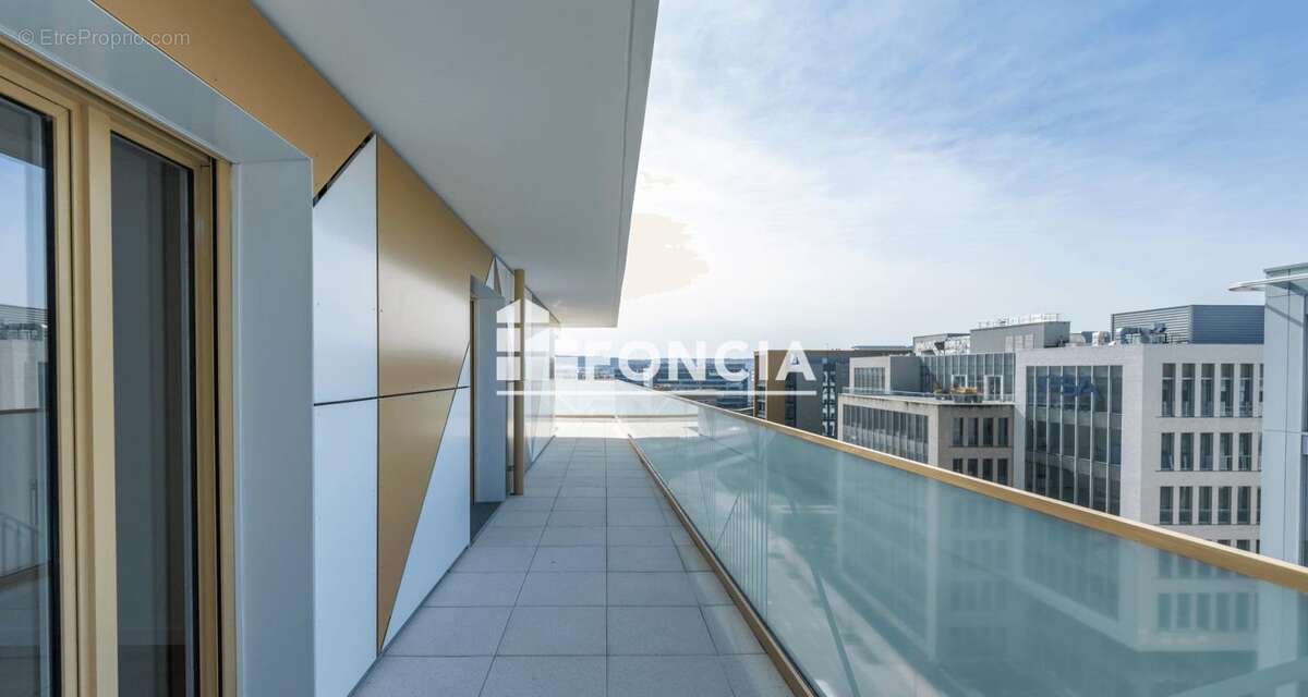Appartement à RUEIL-MALMAISON