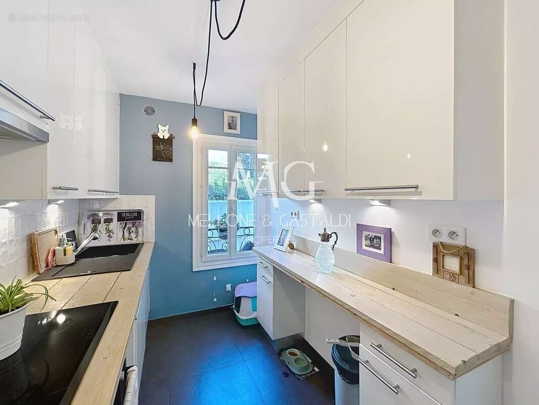 Appartement à LE CANNET