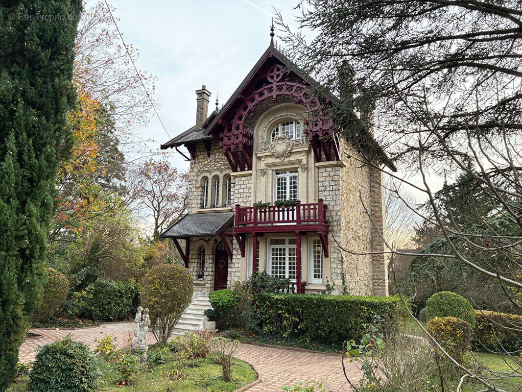 Maison à MONTMORENCY