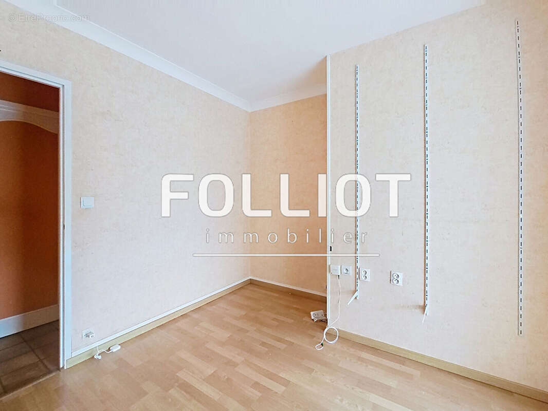 Maison à COLLEVILLE-MONTGOMERY