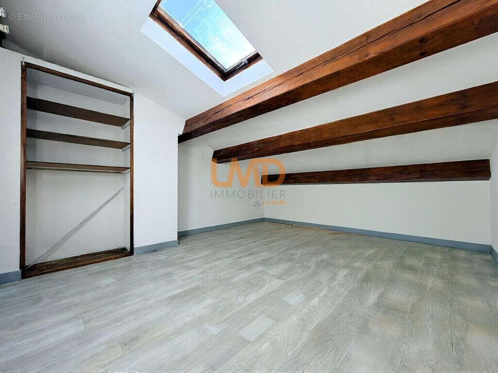 Callas Var – Maison 4 chambres, 1917 M² et beau potentiel - photo 14