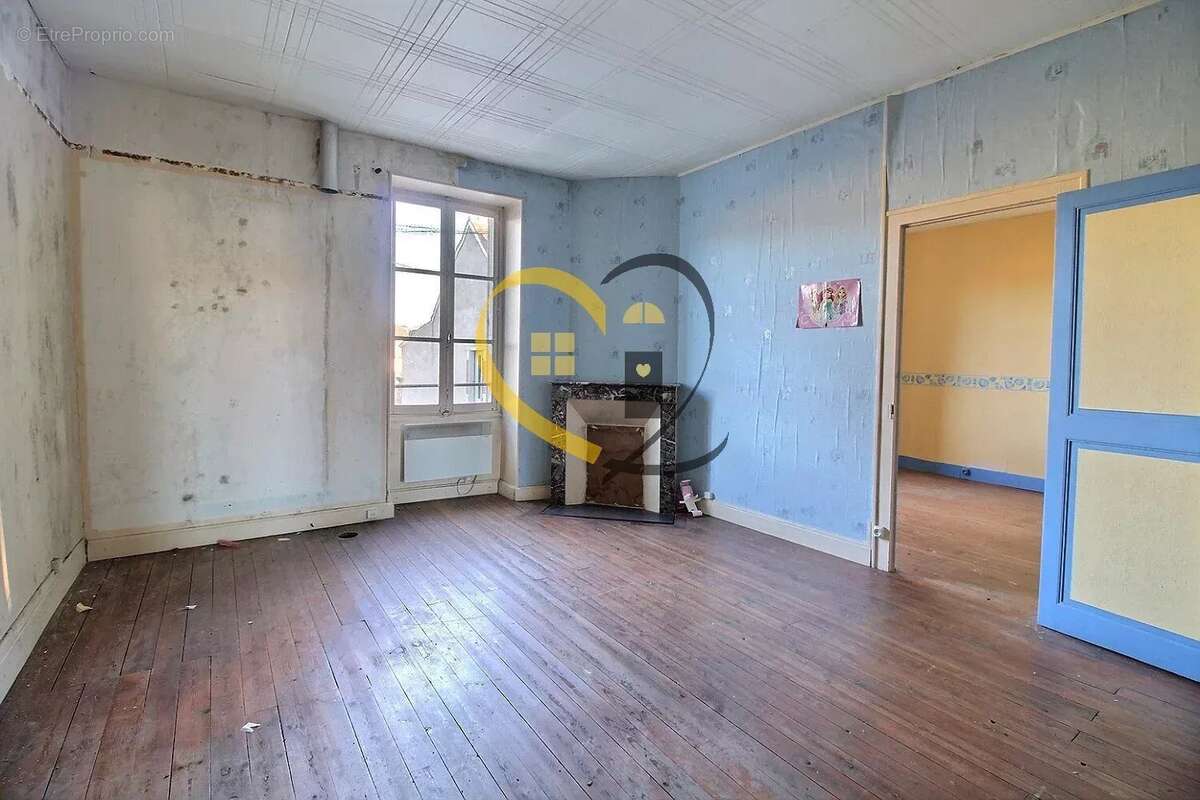 Maison à CHATEAUNEUF-SUR-CHER