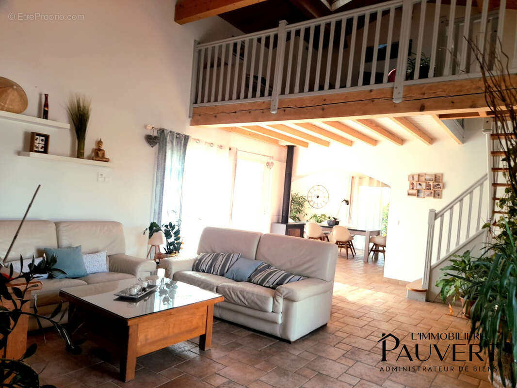 À vendre   Maison familiale de 168 m2 au Carlaret (Ariège), à 10 min de Pamiers   340 000 € HAI - photo 6