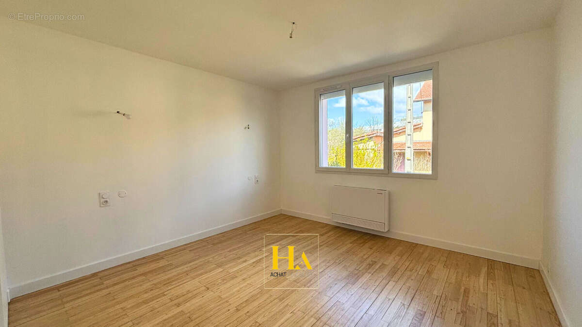 Maison Romans Sur Isere 127 m2 - photo 8