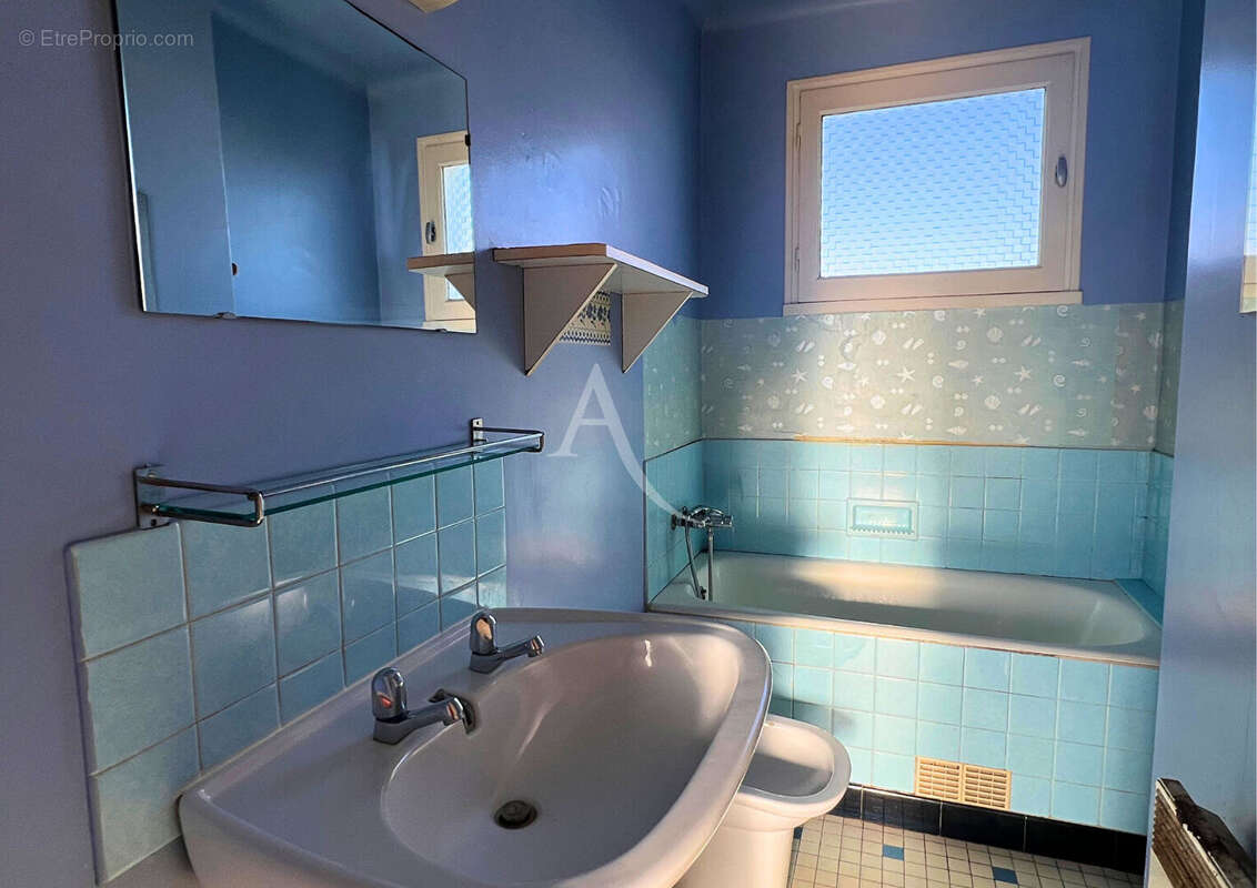 Maison à BEAUVOIR-SUR-MER