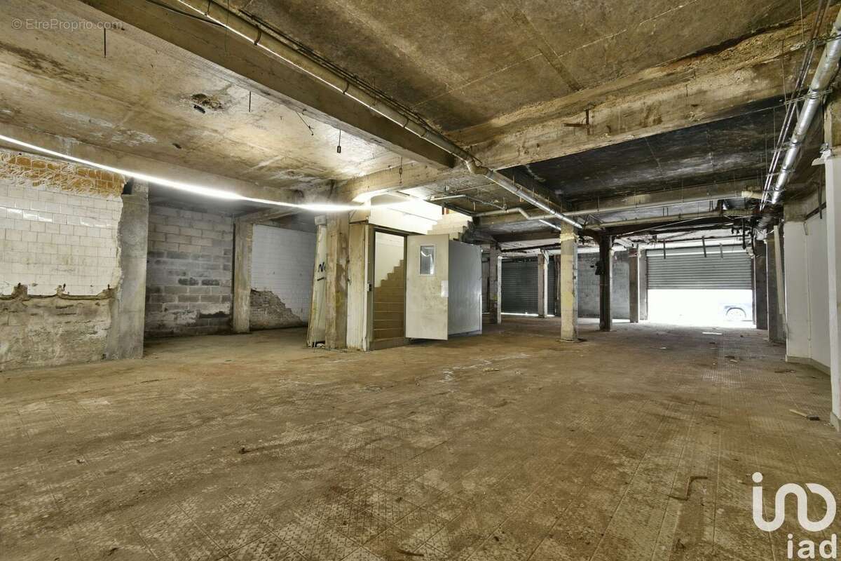 Photo 2 - Commerce à AMIENS