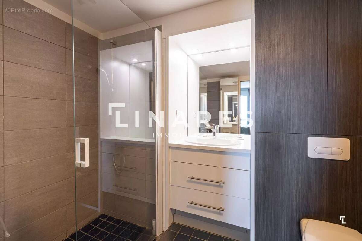 Appartement à MARSEILLE-16E