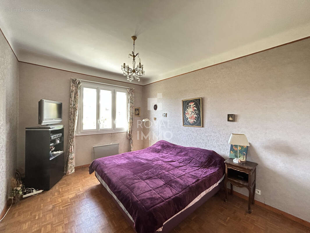 Mourillon front de mer dernier etage t4 90 m2 vue mer + double garage + parking - photo 6