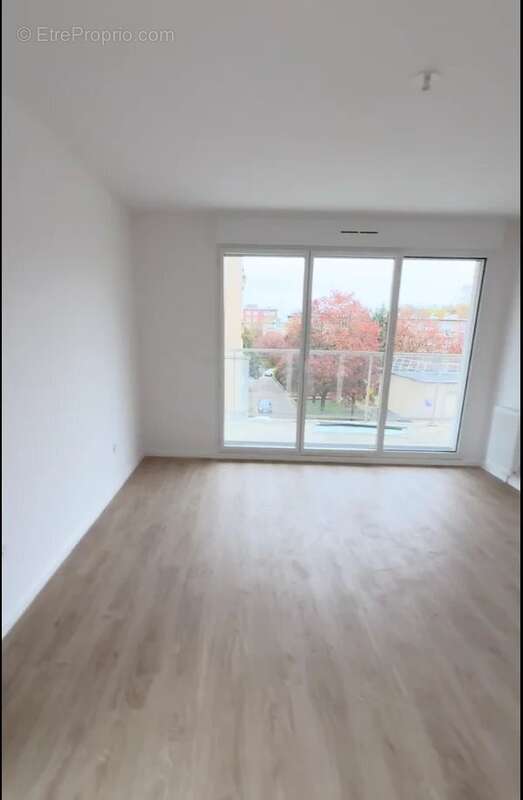 Appartement à AUBERVILLIERS