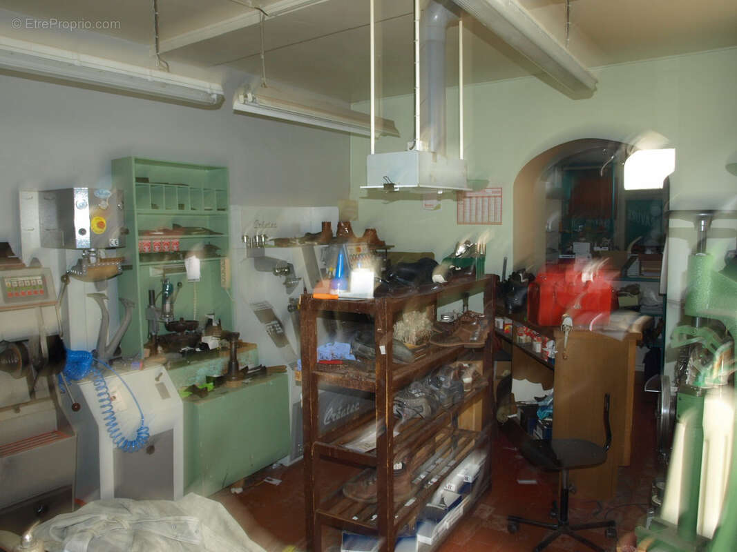 Commerce à COSNE-COURS-SUR-LOIRE