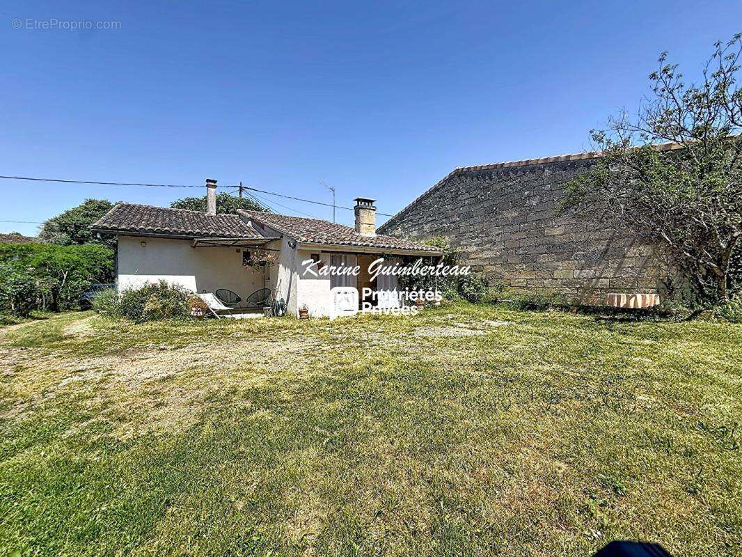 Maison à MONTAGNE