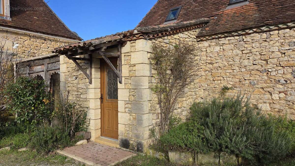 20251216143201 - Maison à LE BUGUE