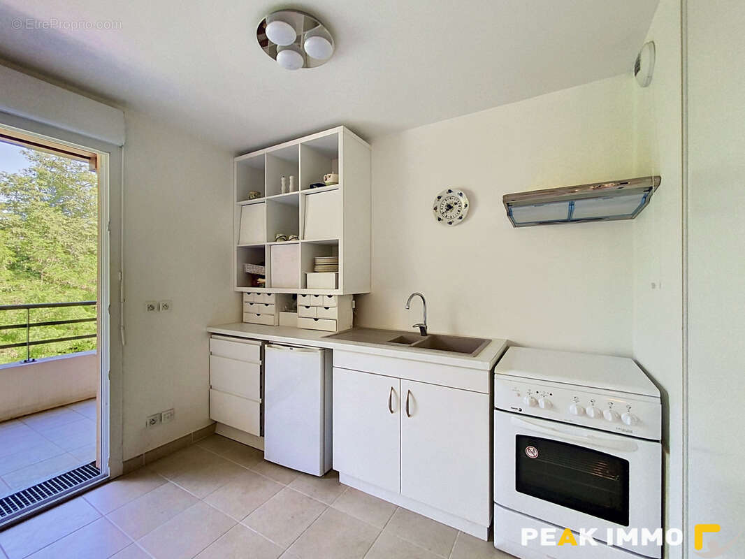 Appartement 47 m² à Ville-En-Sallaz  - photo 6