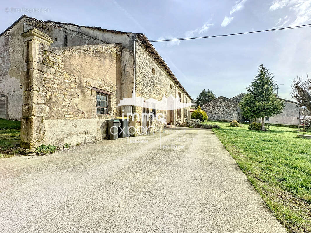 À la recherche d'un cadre de vie paisible à la campagne sans vous éloigner des commodités ? - photo 2